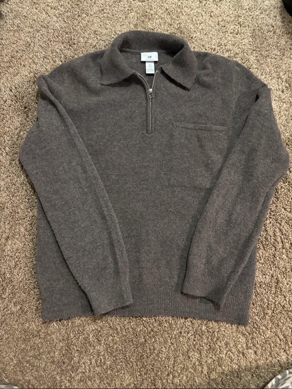 H&M Men's Dark Brown Zip-Neck Sweater